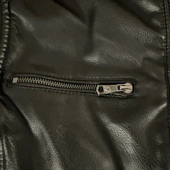 Men's Fried Denim NYC Black Faux Leather Biker Vest, Size Medium. - Picture 9 of 16